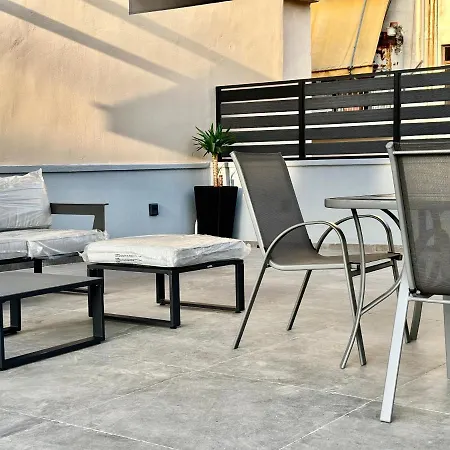 T&T Luxury Apartments - Rooftop Jacuzzi Ateny Zewnętrze zdjęcie