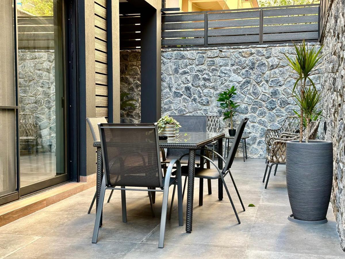 T&t Luxury - Rooftop Jacuzzi * Athènes