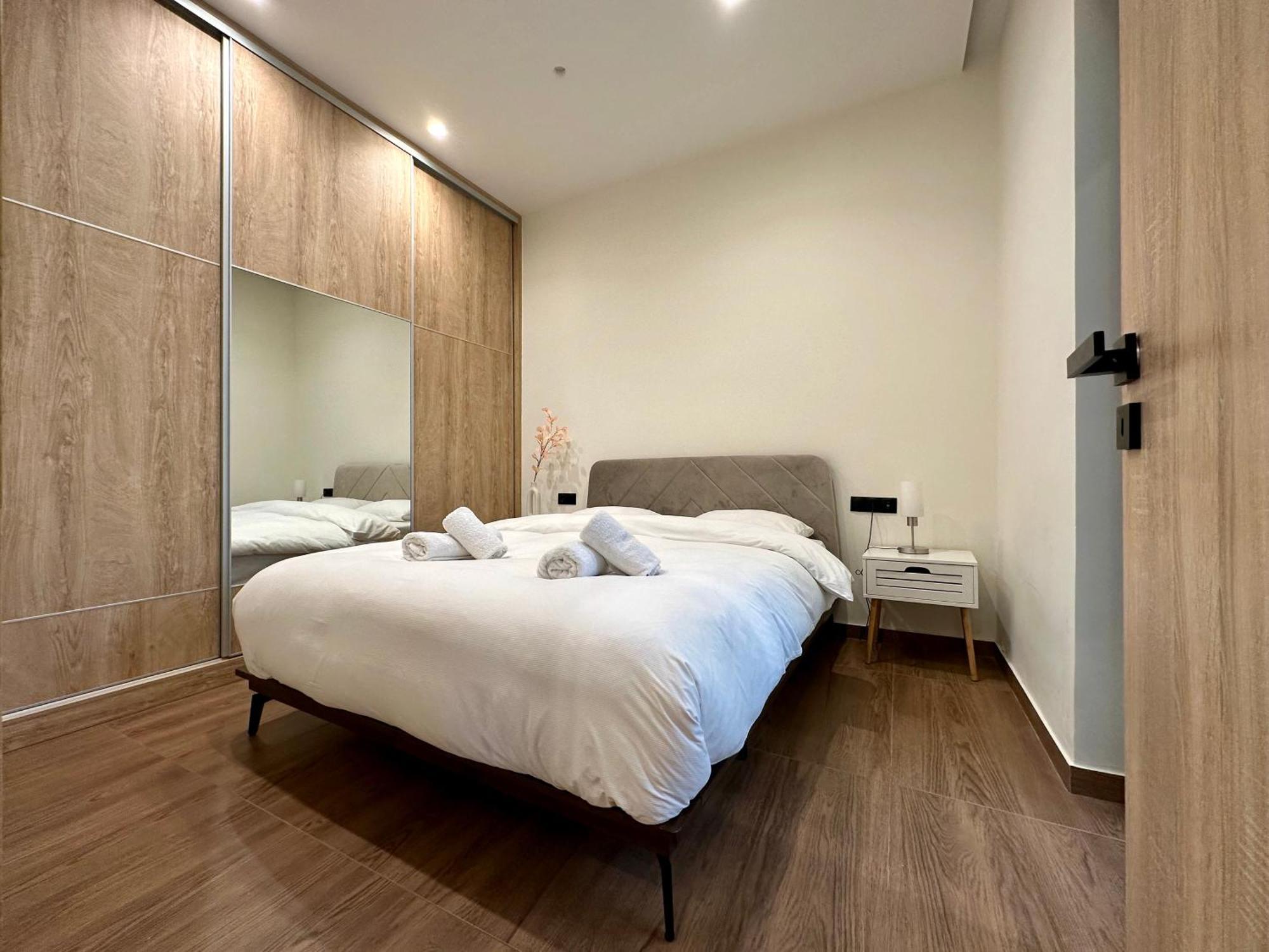 T&t Luxury - Rooftop Jacuzzi Appartement *